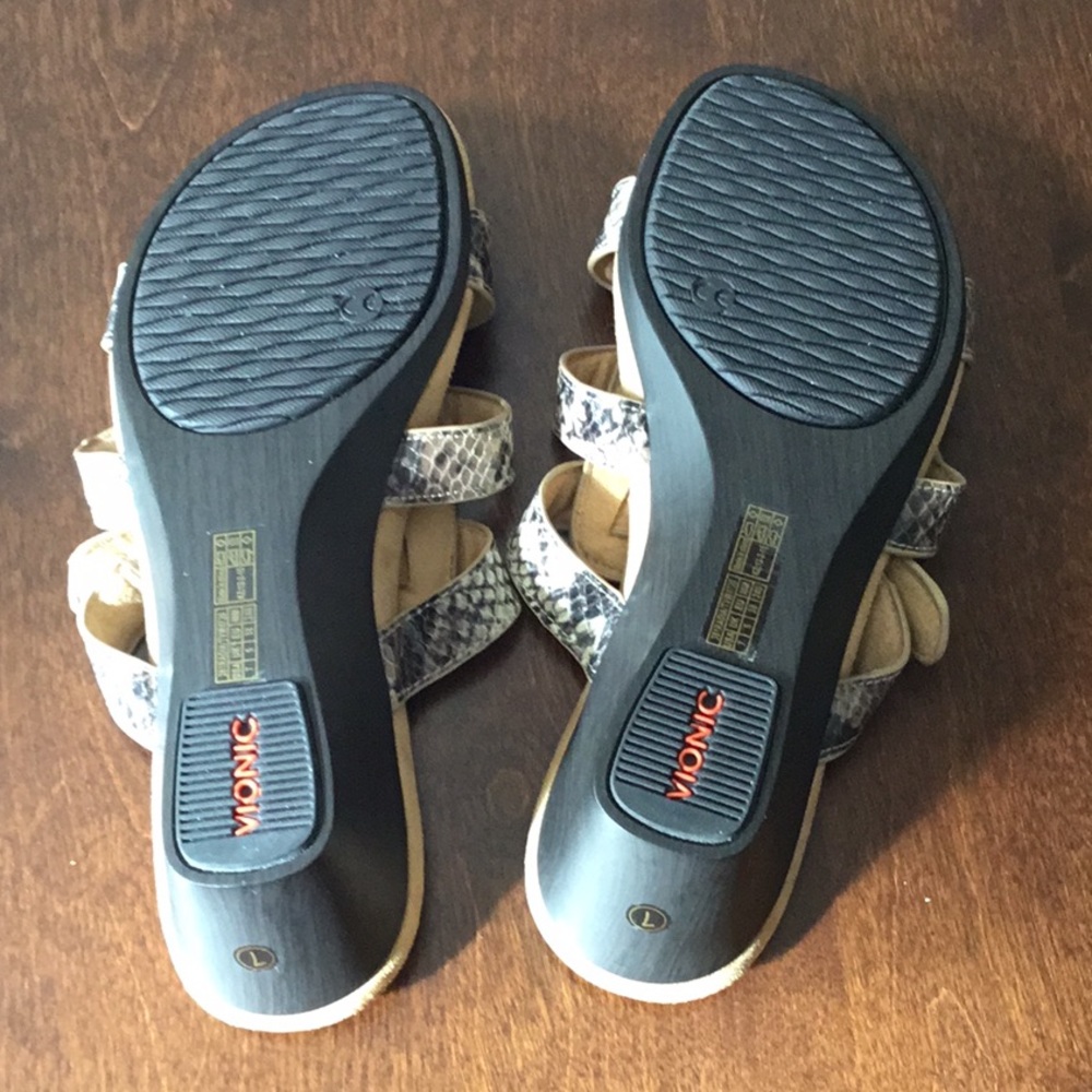 New Vionic Sandals. - image 3